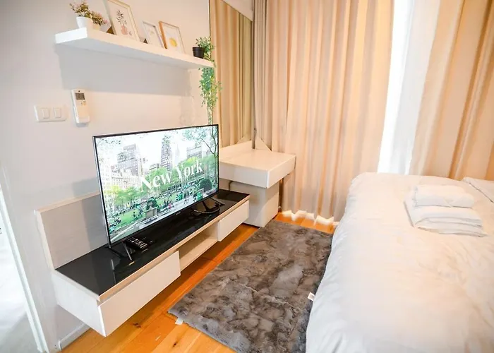 Апартаменты Luxury In The Heart Of Thonglor With A Rooftop Bar Бангкок