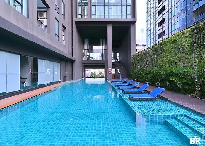 Luxury In The Heart Of Thonglor With A Rooftop Bar Апартаменты